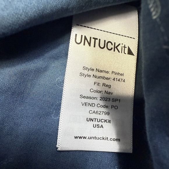 Untuckit Short Sleeve Button Shirt Men's XL Blue All Over Golf Print Summer - Picture 5 of 7